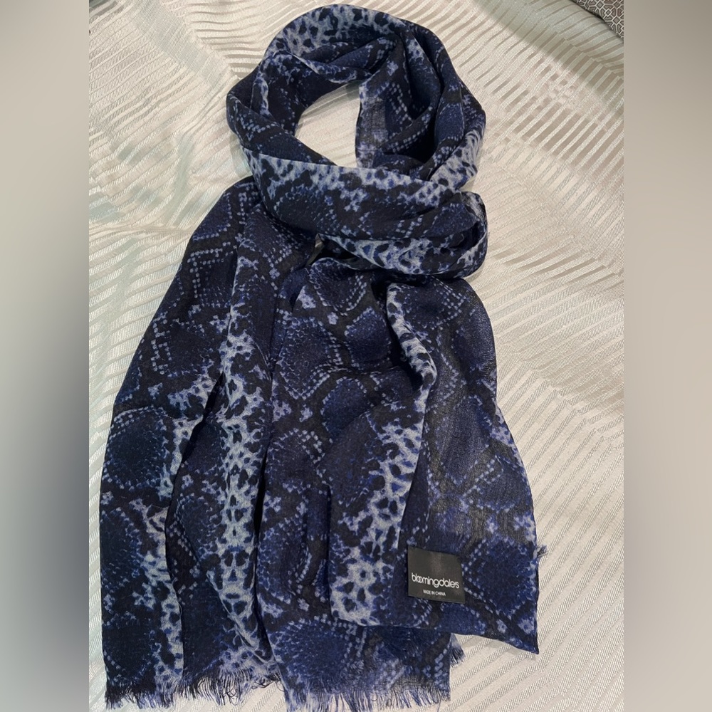 Bloomingdale’s scarf
